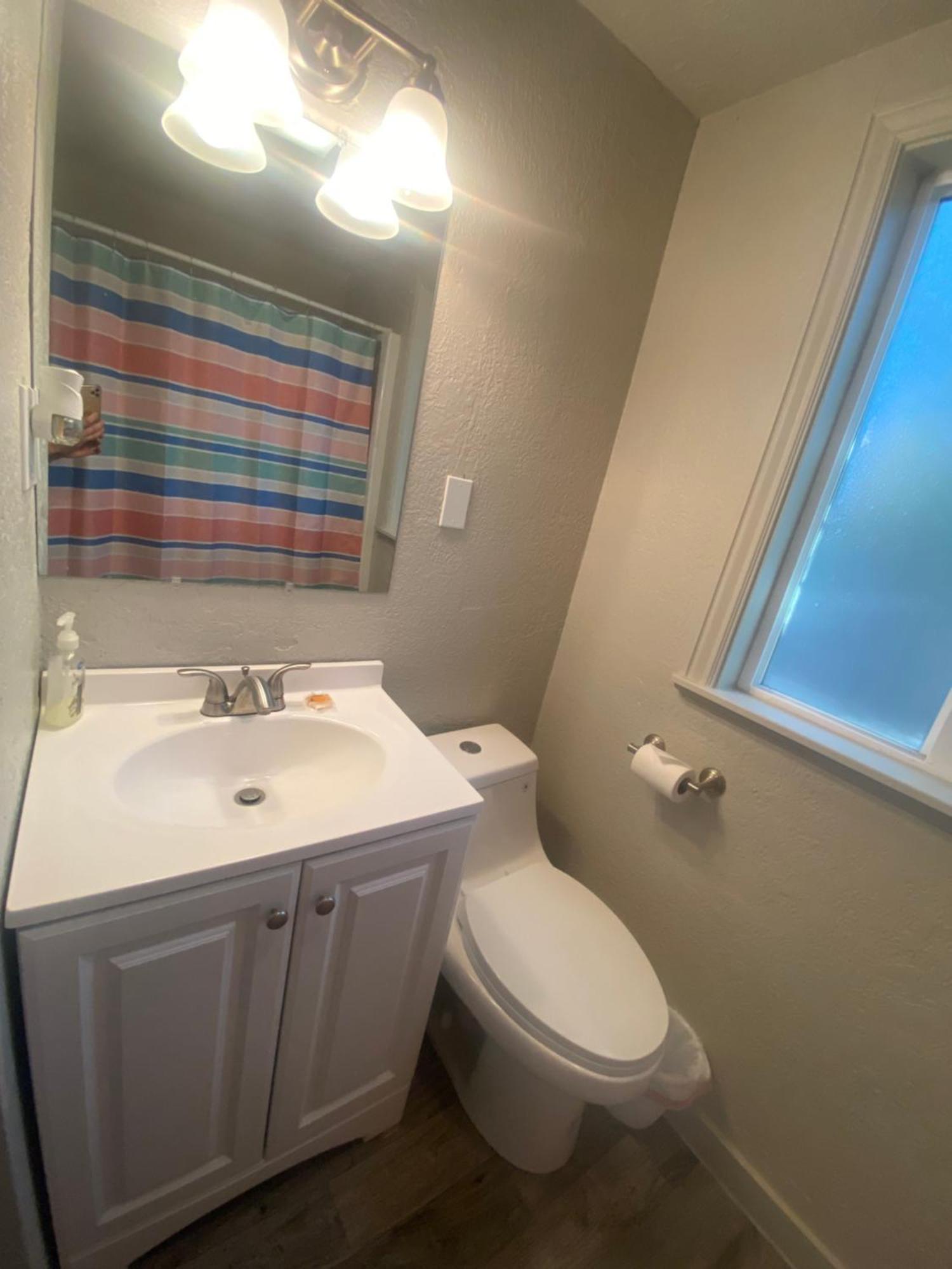 Cute Entire Small House With Large Yard! Pets Welcome! West Valley City Esterno foto